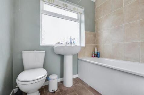 Bathroom.jpeg