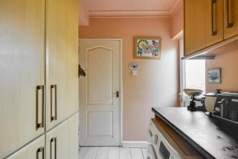 Utility Room_2.jpeg