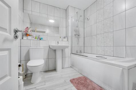 Bathroom.jpeg