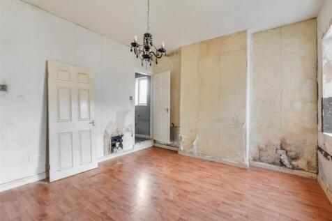 Dining Room_1.jpeg