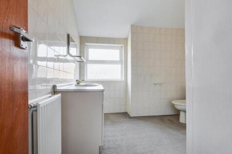 Bathroom_1.jpeg