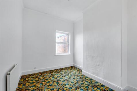 Bedroom 2.jpeg