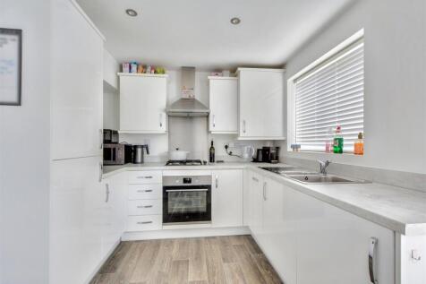 Kitchen_1.jpeg