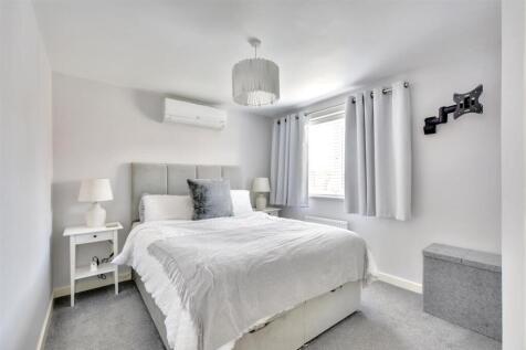 Bedroom One.jpeg