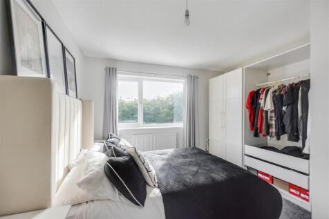 Bedroom 1_3.jpeg