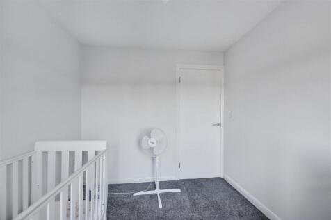 Bedroom 3_2.jpeg