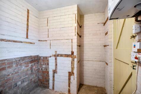 Outbuilding_1.jpeg