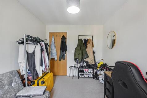 Bedroom 2_2.jpeg
