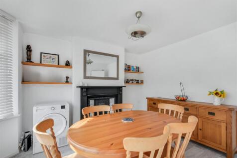 Dining Room_2.jpeg