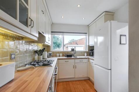 Kitchen_1.jpeg