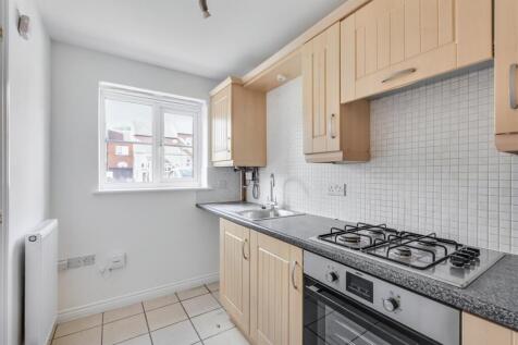 Kitchen_1.jpeg