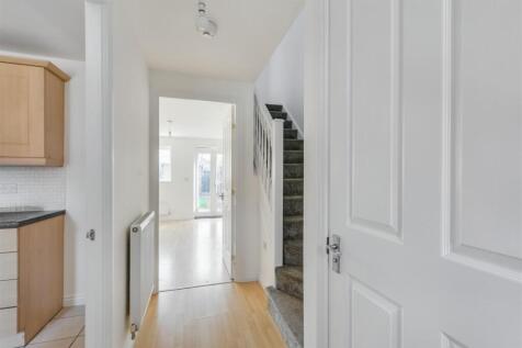 Hallway_2.jpeg
