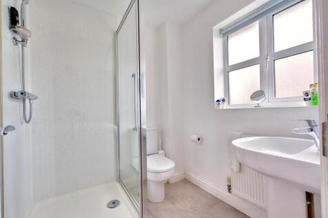 Ensuite_1.jpeg