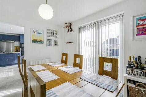 Dining Room 1_2.jpeg