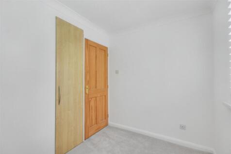 Bedroom 3_2.jpeg