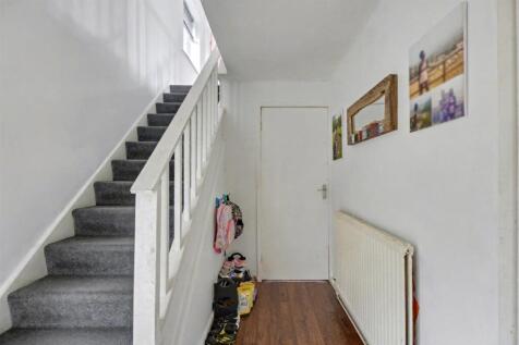 Entrance Hall_1.jpeg