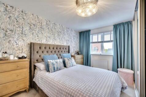 Bedroom One (2).jpeg