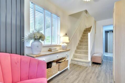 Entrance Hall (1).jpeg