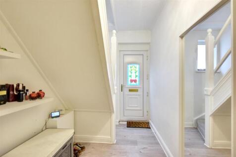 Entrance Hall_1.jpeg