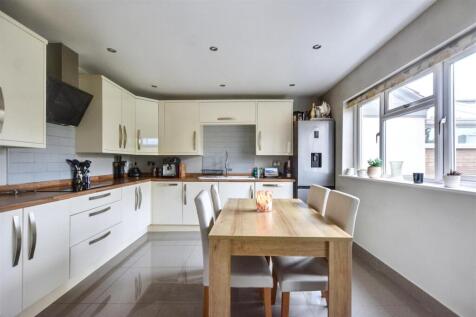 Kitchen Diner_2.jpeg