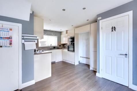 Kitchen Diner_1.jpeg