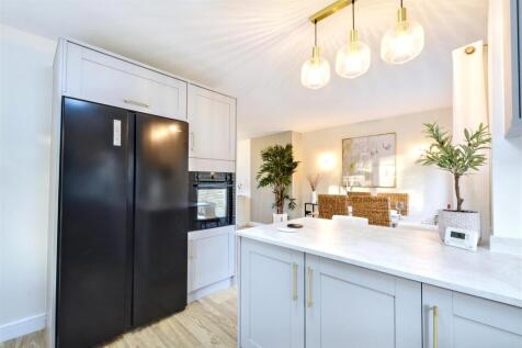 Open Planned Kitchen Living_8.jpeg