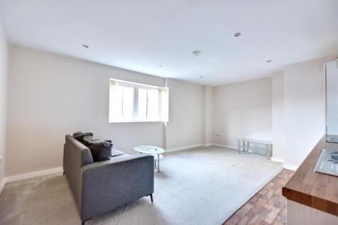 Living Kitchen_1.jpeg