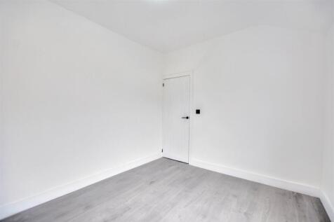 Bedroom 3_1.jpeg