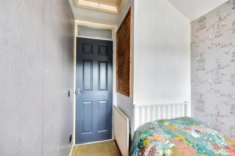 Bedroom 3_2.jpeg