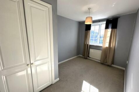 Bedroom2.jpg