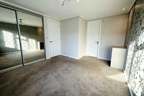 Bedroom1.jpg