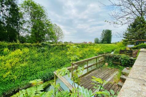 Views Over Cawood Garth