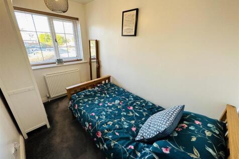 Bedroom4.jpg