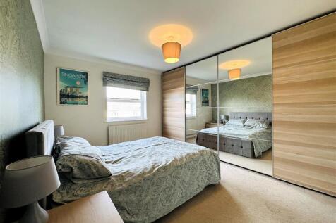 Bedroom One.jpg