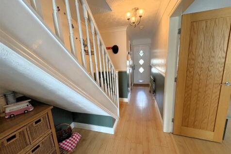 Hallway.jpg