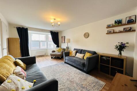 lounge 2 ML.jpg