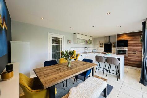 kitchen 1 ML.jpg