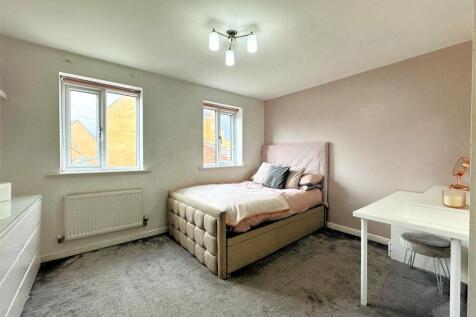 Bedroom2.jpg