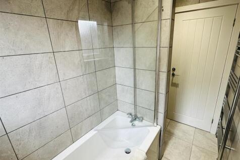 bath 2.jpg