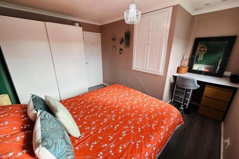 Bed1.3.jpg