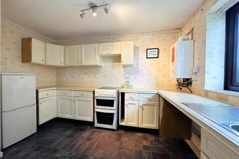 kitchen .jpg