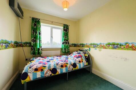 bed 4.jpg