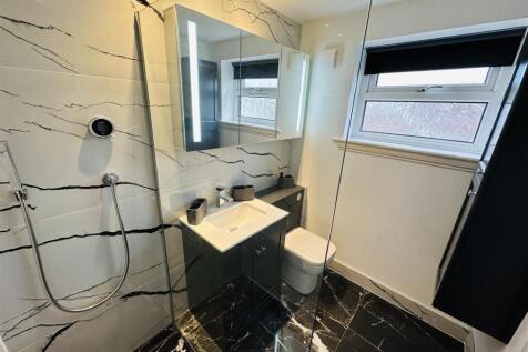 Ensuite.jpg
