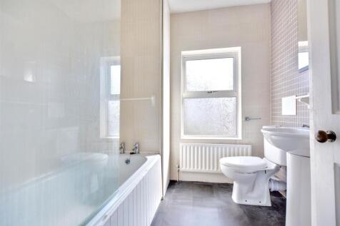 Bathroom.jpeg