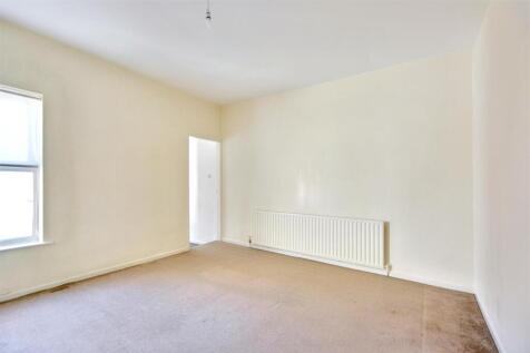 Bedroom 2_1.jpeg