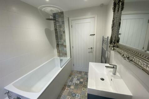 Re-Fitted Ground Floor Bathroom