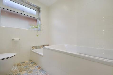Re-Fitted Ground Floor Bathroom