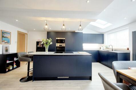 Living/Dining Kitchen