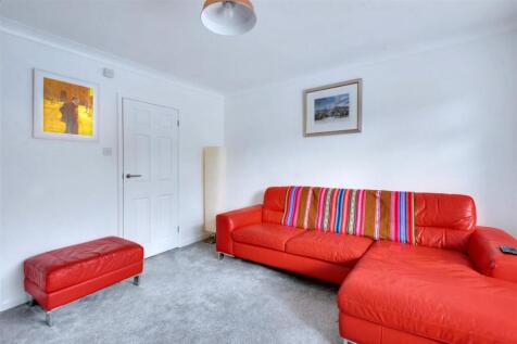 Lounge/Sitting Room/Bedroom