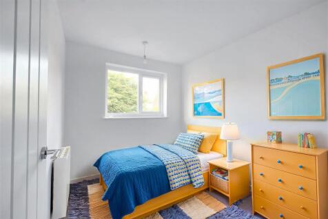 WXCvImhUxEiCM94zFh3beA - Kids Room - Standard - 3.